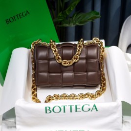 BOTTEGA VENETA 보테가베네타 체인 카세트백