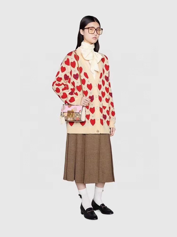 21FW 구찌 스웨터 가디건 2종 고급형 0102