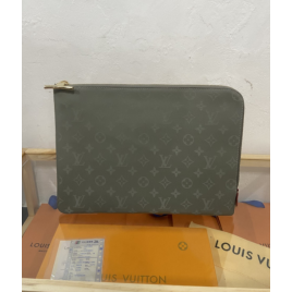 LOUIS VUITTON 루이비통 예삐 보야쥬 클러치백/LOUIS VUITTON 티타늄 클러치 백