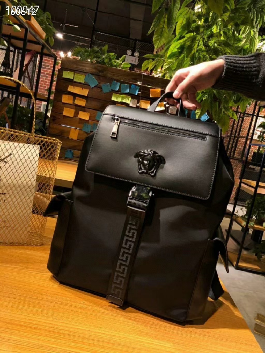 세일~ 베르사체 캔버스 가죽 백팩 0219