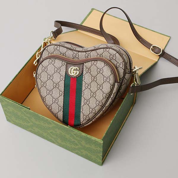 구찌 인트로킹 하트백