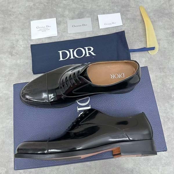 디올 타임레스 더비 레더 슈즈