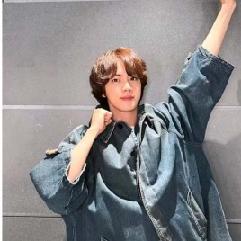 25년 발렌시아가 특수 워싱 트윌데님 재킷 0909